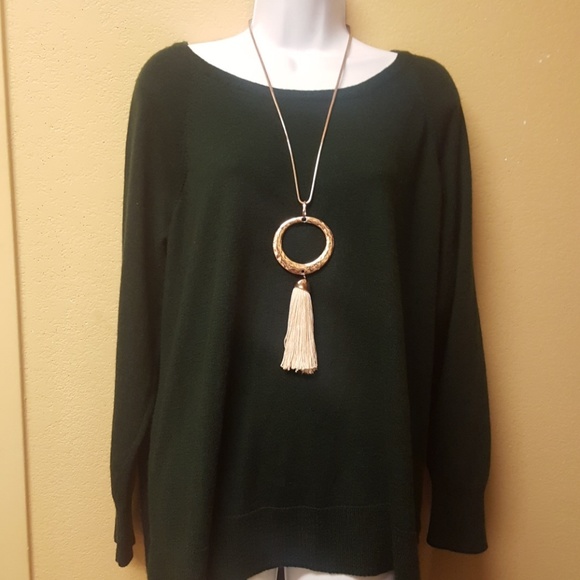 Tahari Sweaters - Tahari Sweater